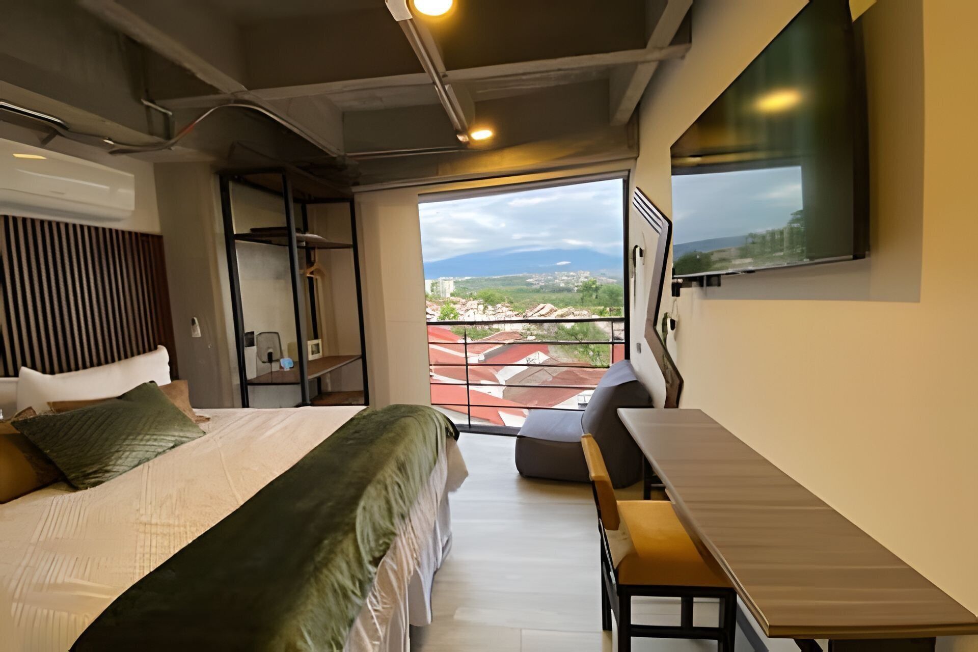 Premium bedding, individually decorated, individually furnished, desk