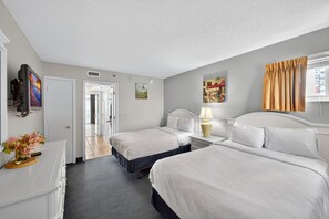 1 chambre, fer et planche à repasser, Wi-Fi gratuit, draps fournis
