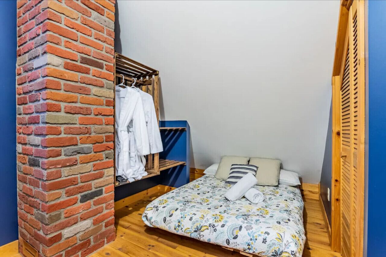 3 chambres, bureau, Wi-Fi gratuit, draps fournis