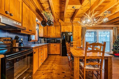 The Rustic - Nature retreat with Private SPA