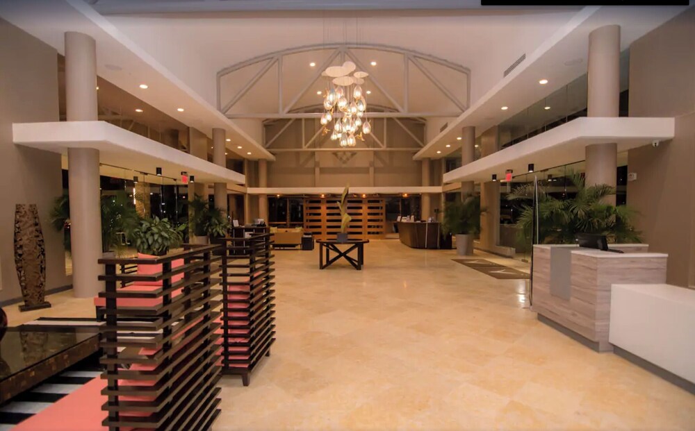 Travel Destination! Near Museum of Art of Puerto Rico, Boating, Fishing