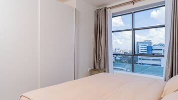 1 bedroom, desk, iron/ironing board, travel cot