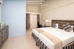 4 Schlafzimmer, Bügeleisen/Bügelbrett, kostenloses WLAN, Bettwäsche