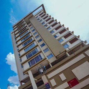 Exterior detail - 2 bedroom - Bright and Spacious - Westlands Living
 (Nairobi)
