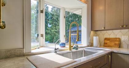 MAISON de BLUE et BLANC, Luxury Renovated Home, Close to Beaver Stadium.