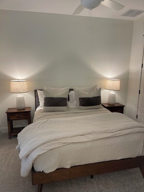 3 bedrooms, WiFi, bed sheets