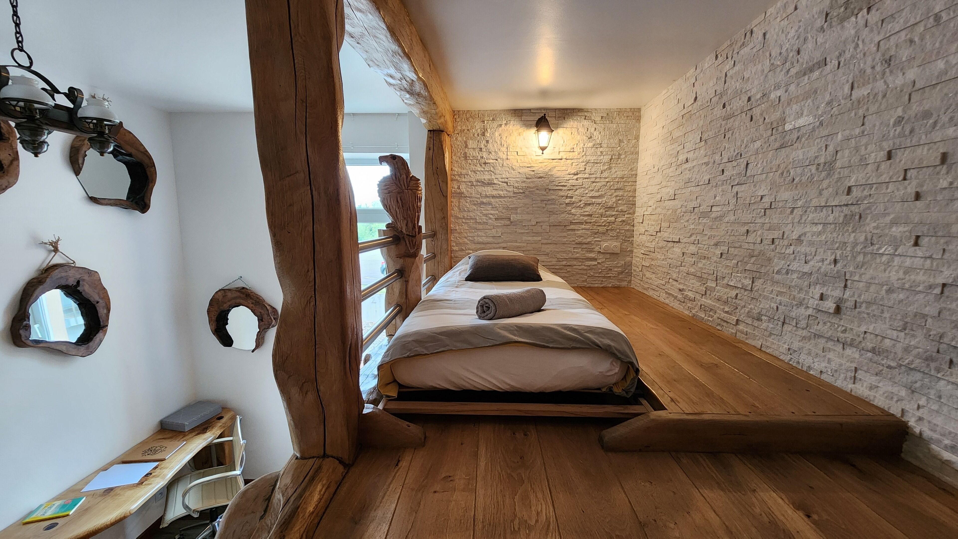 2 Schlafzimmer, Schreibtisch, Bügeleisen/Bügelbrett, kostenloses WLAN