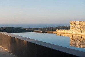 A heated pool - Villa Katrina – Villa with private pool (Kástellos)