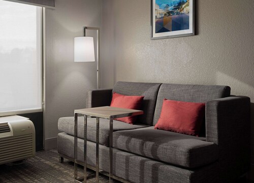 Best Western Plus Clinton/Jackson