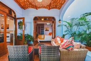 1 chambre, bureau, fer et planche à repasser, Wi-Fi gratuit