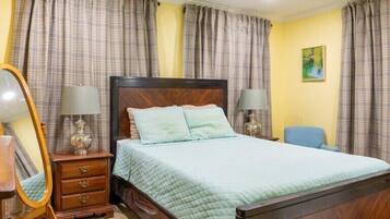 1 chambre, bureau, fer et planche Ă repasser, Wi-Fi