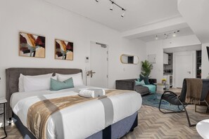 1 bedroom, in-room safe, iron/ironing board, WiFi