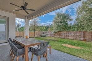 Outdoor dining