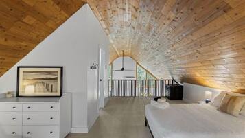 6 bedrooms, WiFi, bed sheets