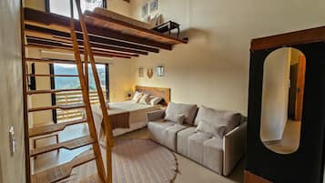 Bungalow | Wohnbereich | Fernseher