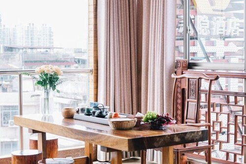 Guilin Liyin Holiday Hotel (North Railway Station Branch)