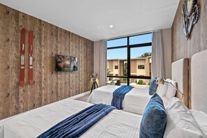 4 bedrooms, travel cot, WiFi, bed sheets