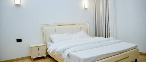 1 室のベッドルーム、アイロン / アイロン台、WiFi、ベッドシーツ