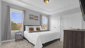 Room - 5 Bedrooms/ 5.5 Bathrooms/ Solterra (4671 TD) (Davenport)