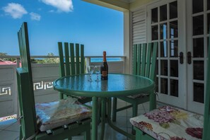 Outdoor dining - One Bedroom Suite at Mystic Ridge (Ocho Rios)