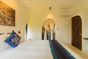 Family House, Garden View | 3 bedrooms, desk, soundproofing, free WiFi