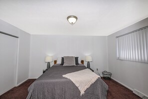 1 camera, ferro/asse da stiro, Wi-Fi, lenzuola