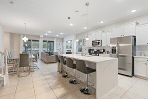 Fridge, microwave, oven, stovetop - 5 Bedrooms / 5.5 Bathrooms / Solterra (4766 TD) (Davenport)