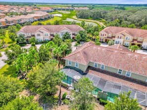Exterior - 5 Bedrooms / 5.5 Bathrooms / Solterra (4766 TD) (Davenport)