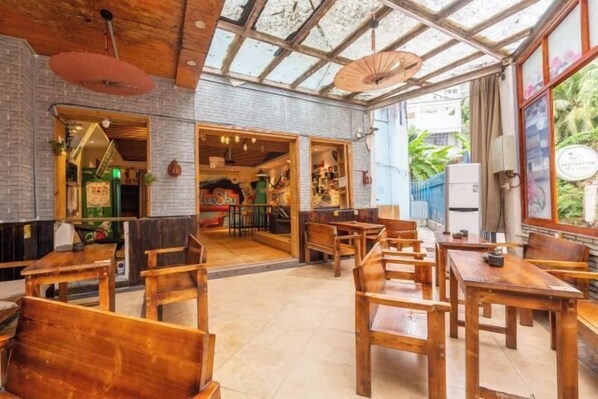 Interior - Blue Sky International Youth Hostel (Sanya Dadonghai) (Sanya)