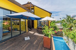 Private pool