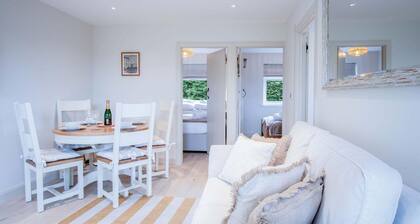 Bayview 3 - 2 Bedroom Chalet - Bayview Oxwich