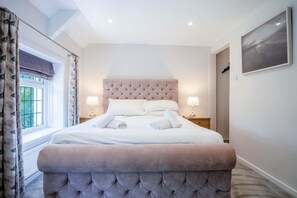 5 Schlafzimmer, Bügeleisen/Bügelbrett, WLAN, Bettwäsche