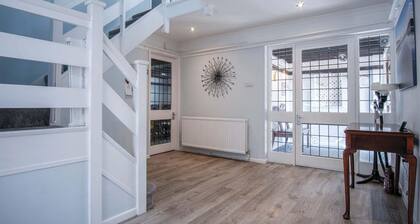 Bryn View – 5 Bedroom Holiday Home – Oxwich