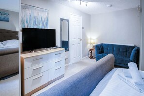 1 bedroom, iron/ironing board, WiFi