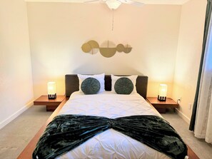 2 bedrooms, iron/ironing board, travel crib, free WiFi - Cedar Heights w sauna/bonfire (Lynnwood)
