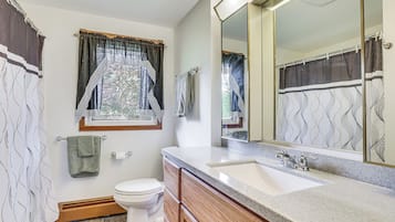 Hair dryer, towels