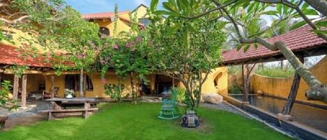 Outdoor pool, pool umbrellas, pool loungers