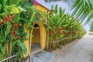 Exterior - Ben House 3BR Oceanview An Bang Beach (Da Nang)