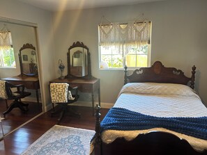 3 chambres, bureau, accès au Wi-Fi (inclus), literie fournie