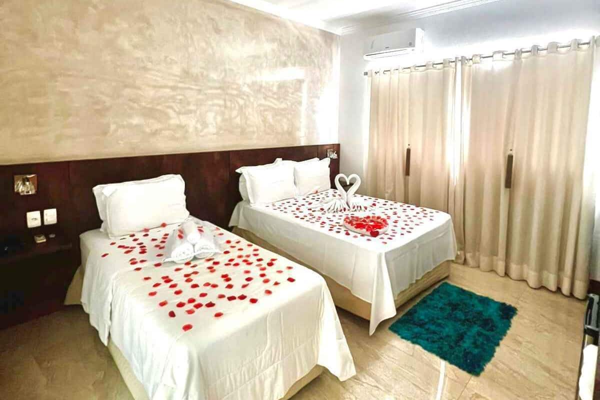 Deluxe Suite | Minibar, desk, free WiFi