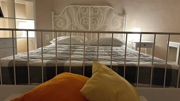 1 Schlafzimmer, Schreibtisch, Bügeleisen/Bügelbrett, kostenloses WLAN