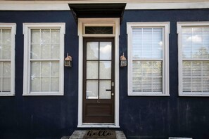 Exterior detail - The Maxwell 1BR CozyTriplex by Velvet Ditch Villas (Oxford)