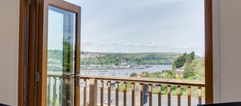 3 Bed in Kingswear (oc-bcsppk)