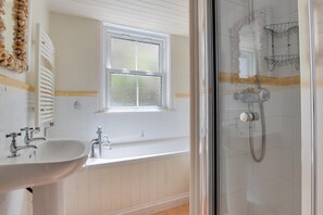 Haartrockner, Handtücher