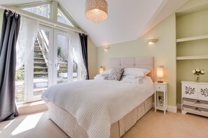 3 soverom, strykejern/-brett, wi-fi (inkludert) og sengetøy