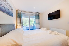 2 chambres, fer et planche Ă repasser, Wi-Fi gratuit, draps fournis