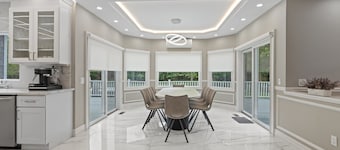 NEW LISTING! The President Mansion Luxurious 7BR Family Retreat by RedAwning