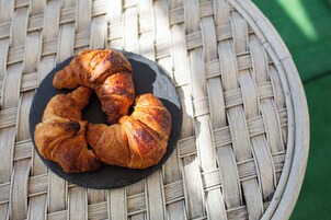Café da manhã com buffet grátis todos os dias
