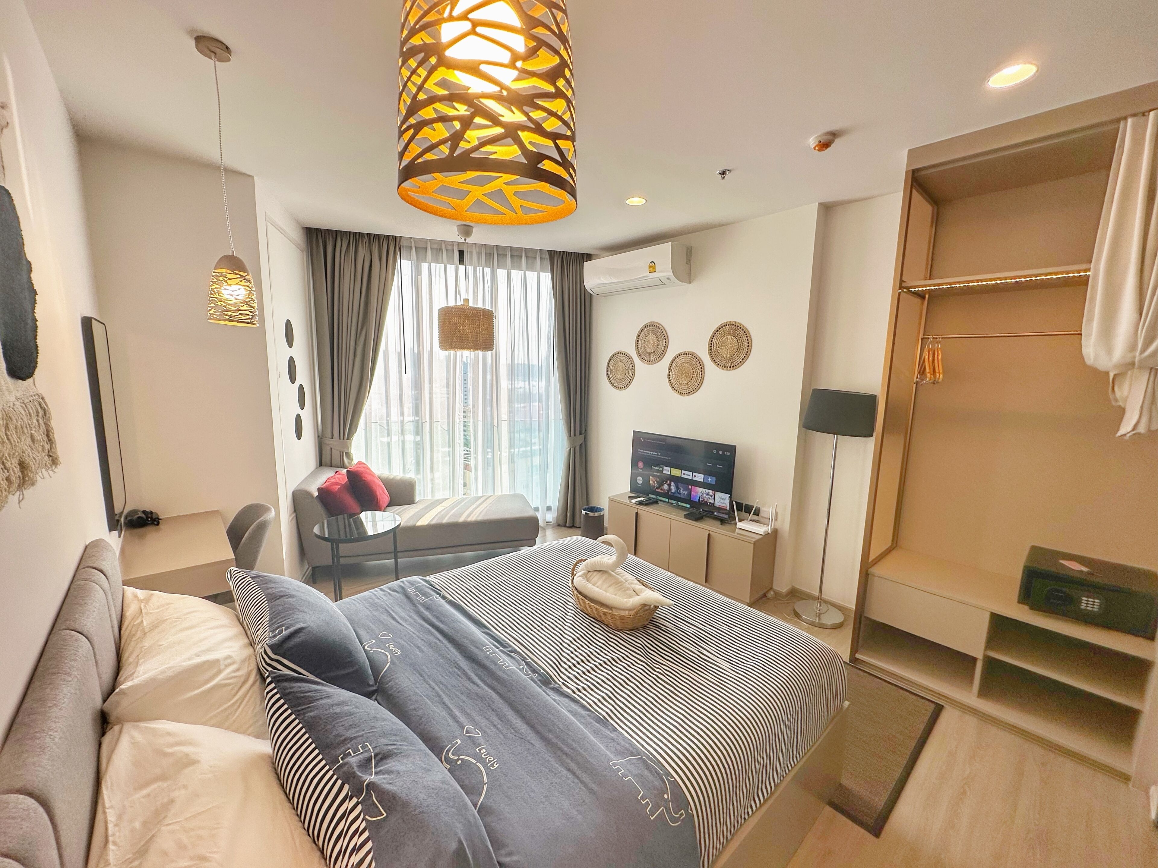 Deluxe Studio Suite, Bay View