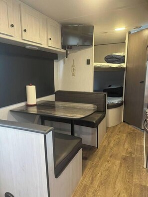 星評価なしの画像、3 / 9、ボタン